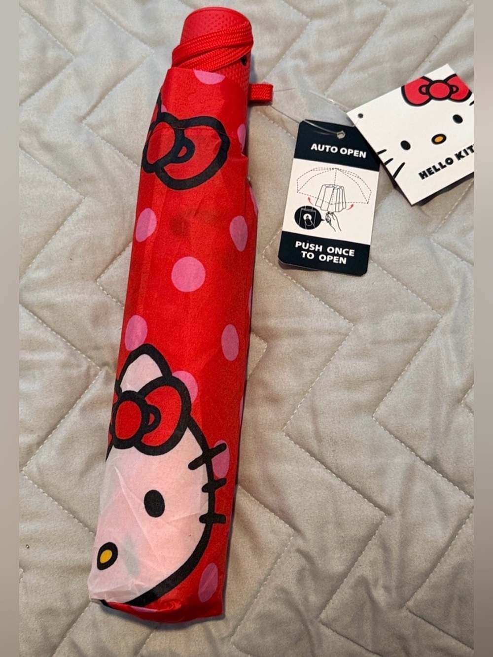 NWT Hello Kitty Red and Pink Polka Dot Auto-Open Umbrella